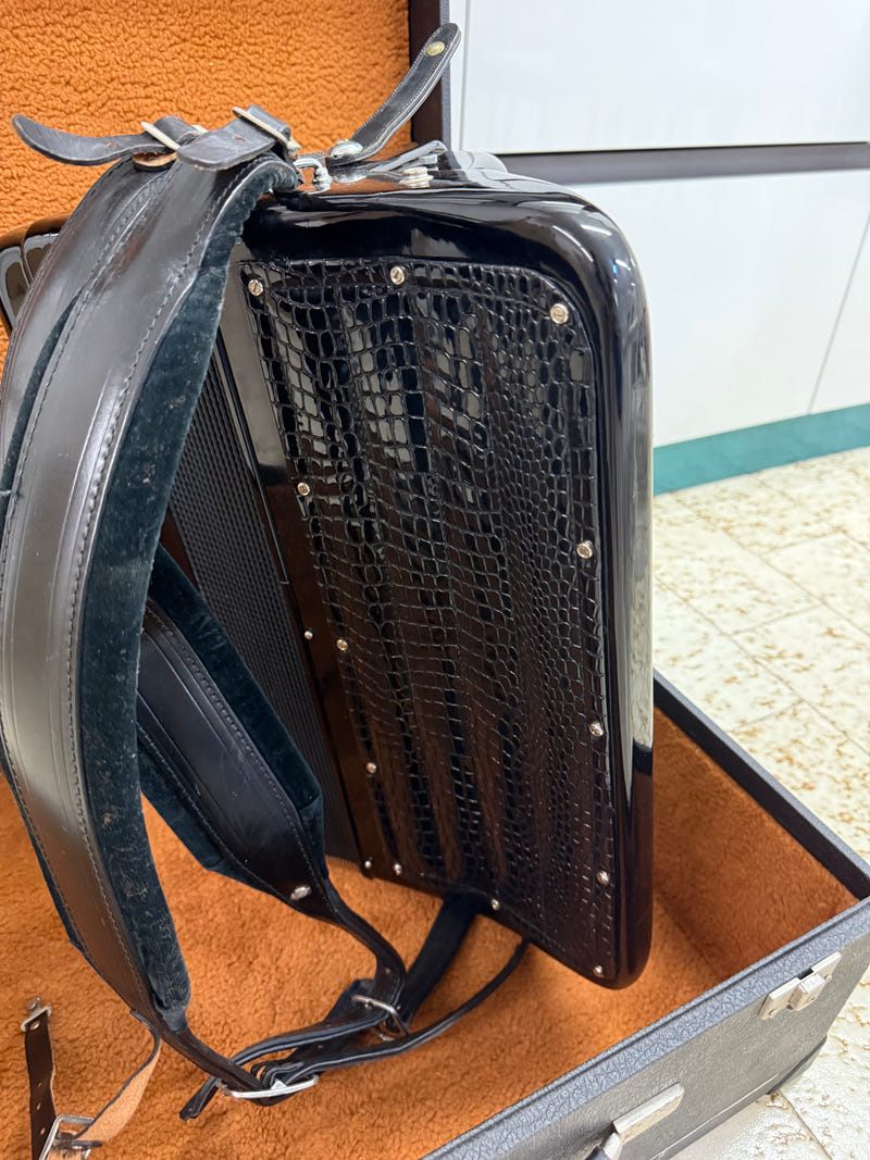 Fisarmonica a bottoni Stradella Musette – 120 bassi – 9+5 registri