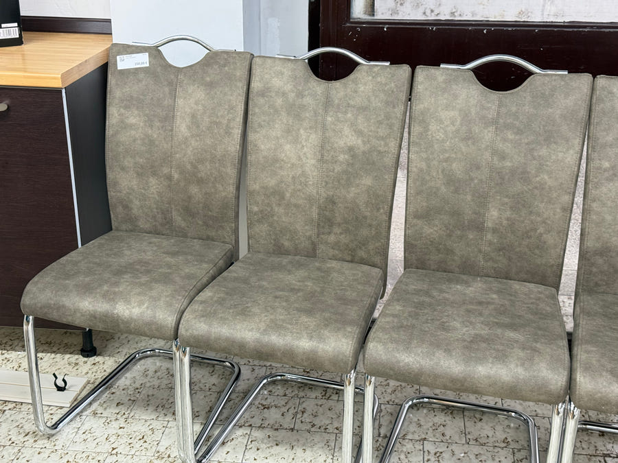 Sedie NUOVE set da 4 pz in due colorazioni