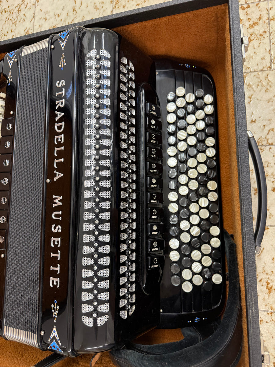 Fisarmonica a bottoni Stradella Musette – 120 bassi – 9+5 registri
