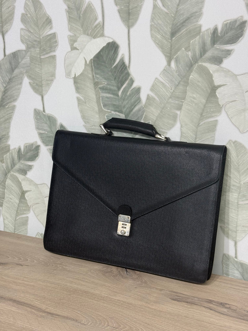 Cartella Vintage Valentino "Les Sacs" – Pelle Saffiano Nera – Made in Italy