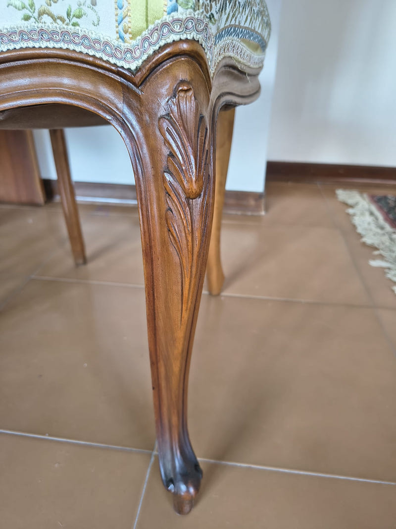 Sala completa in stile