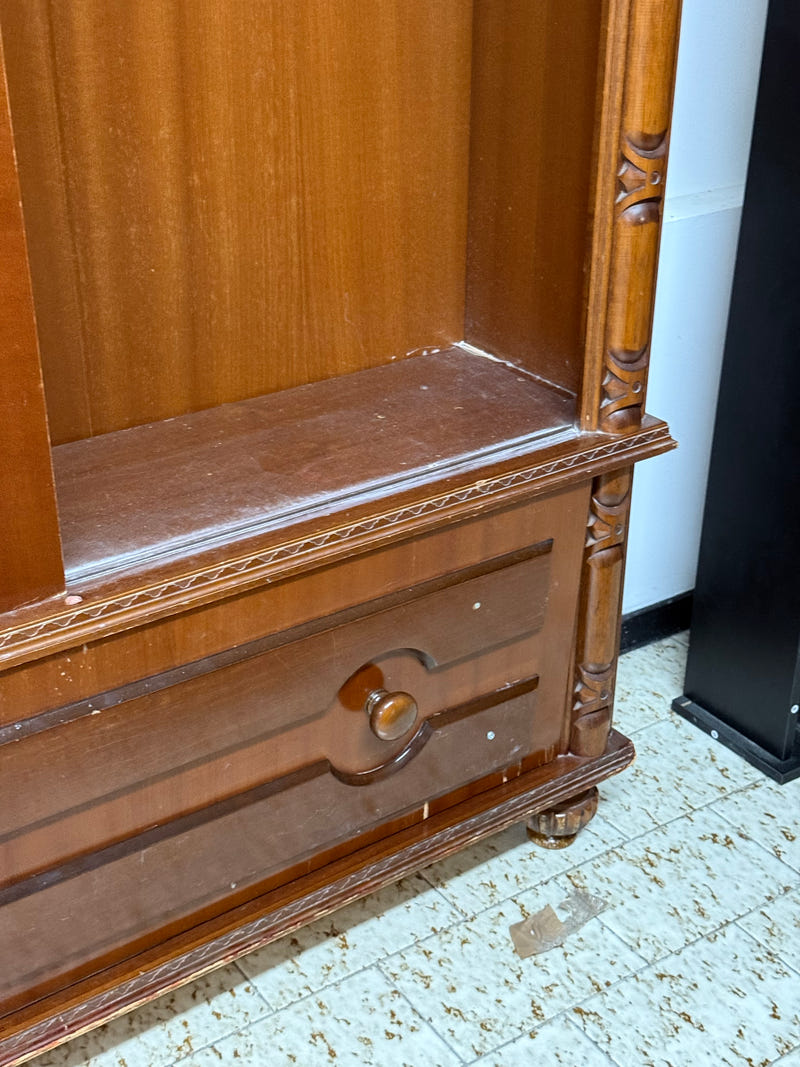 Entratina anni ‘70 con anta scorrevole