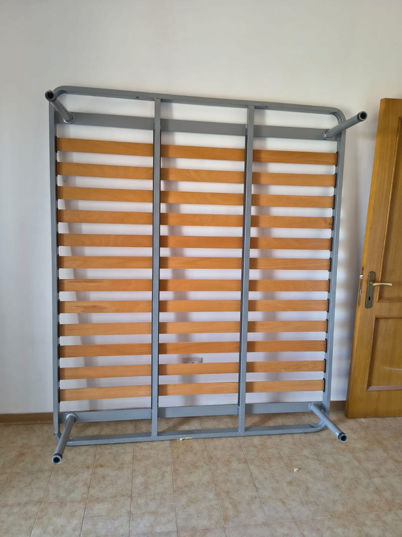 Letto matrimoniale + rete a doghe
