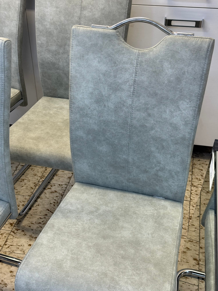 Sedie NUOVE set da 4 pz in due colorazioni