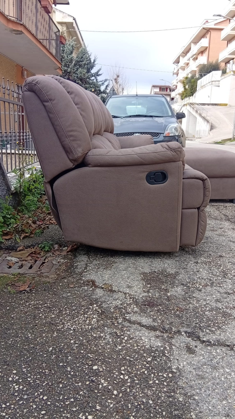 Divano angolare con Recliner meccanico