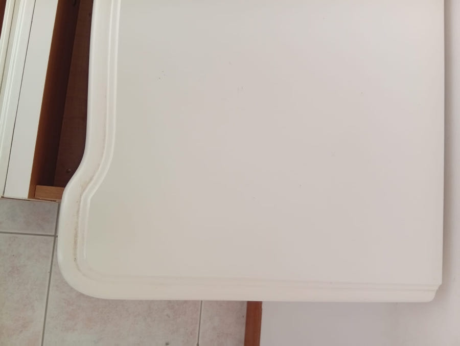 Camera matrimoniale completa stile classico