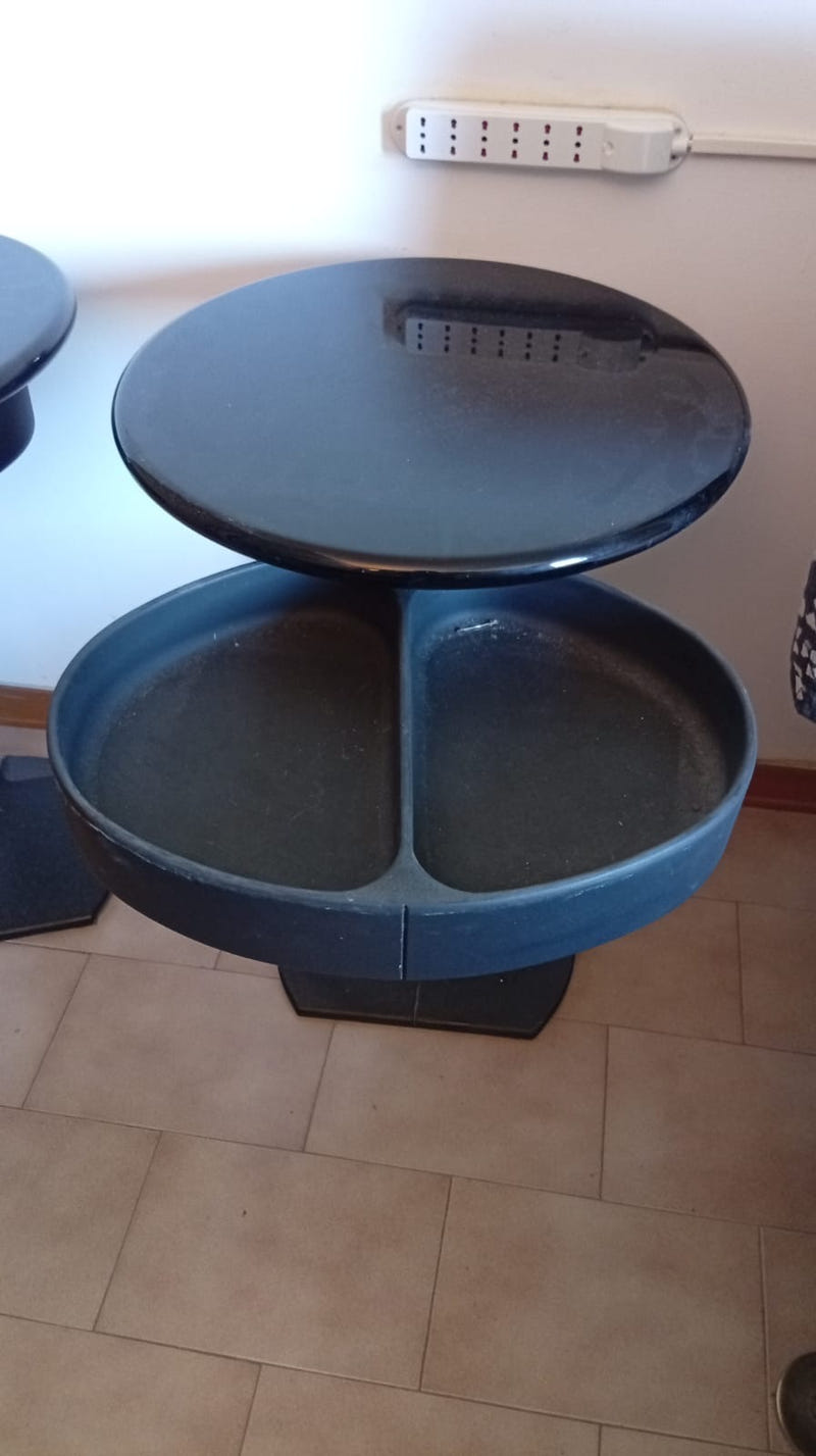 Coppia di comodini “Servese” Studio Kairos per B&B Italia