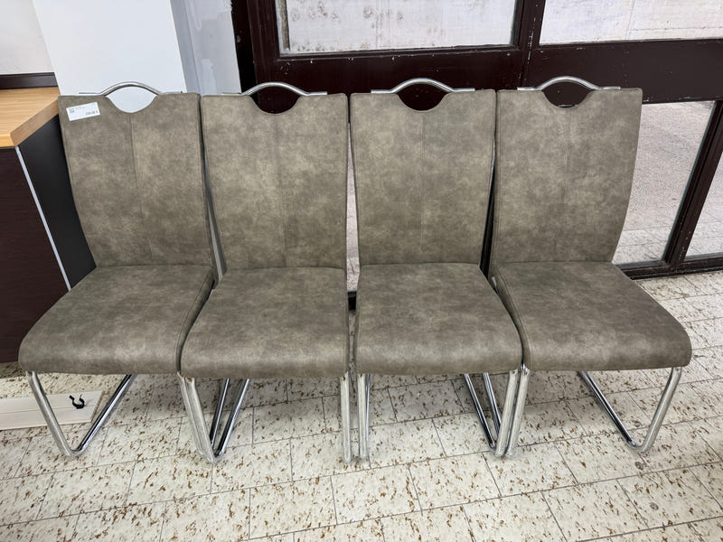 Sedie NUOVE set da 4 pz in due colorazioni