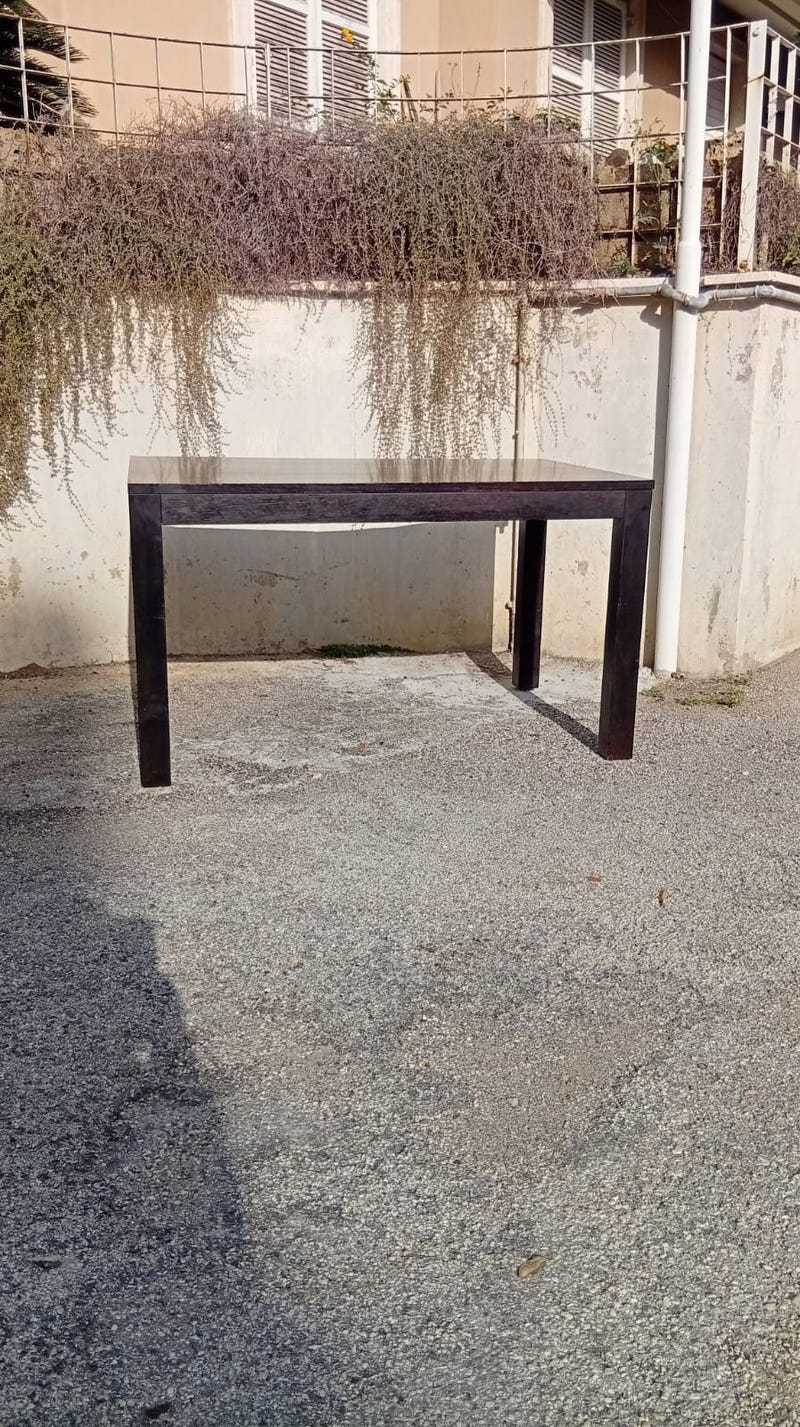 Tavolo allungabile rifinitura color Wengè