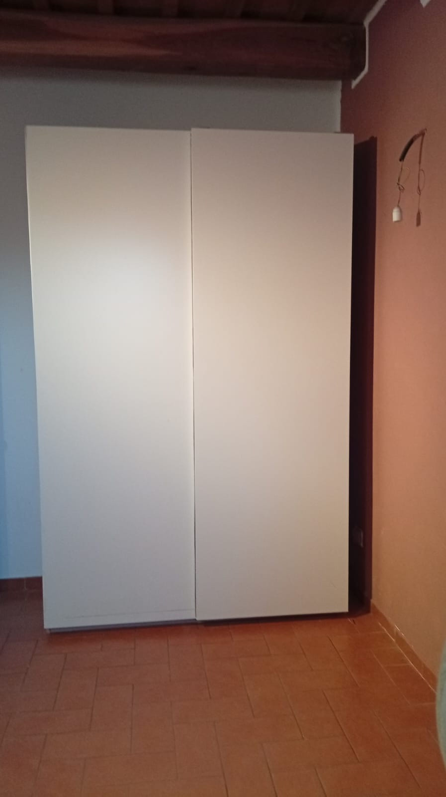 Armadio IKEA 2 ante scorrevoli