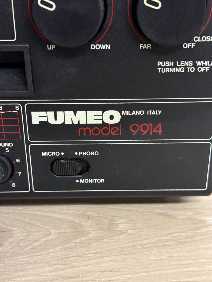 Proiettore Super 8 Sonoro Fumeo Model 9914 – Vintage Made in Italy – Completo