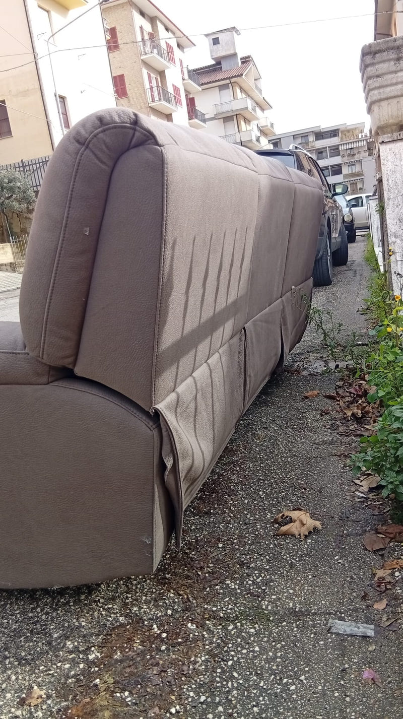 Divano angolare con Recliner meccanico