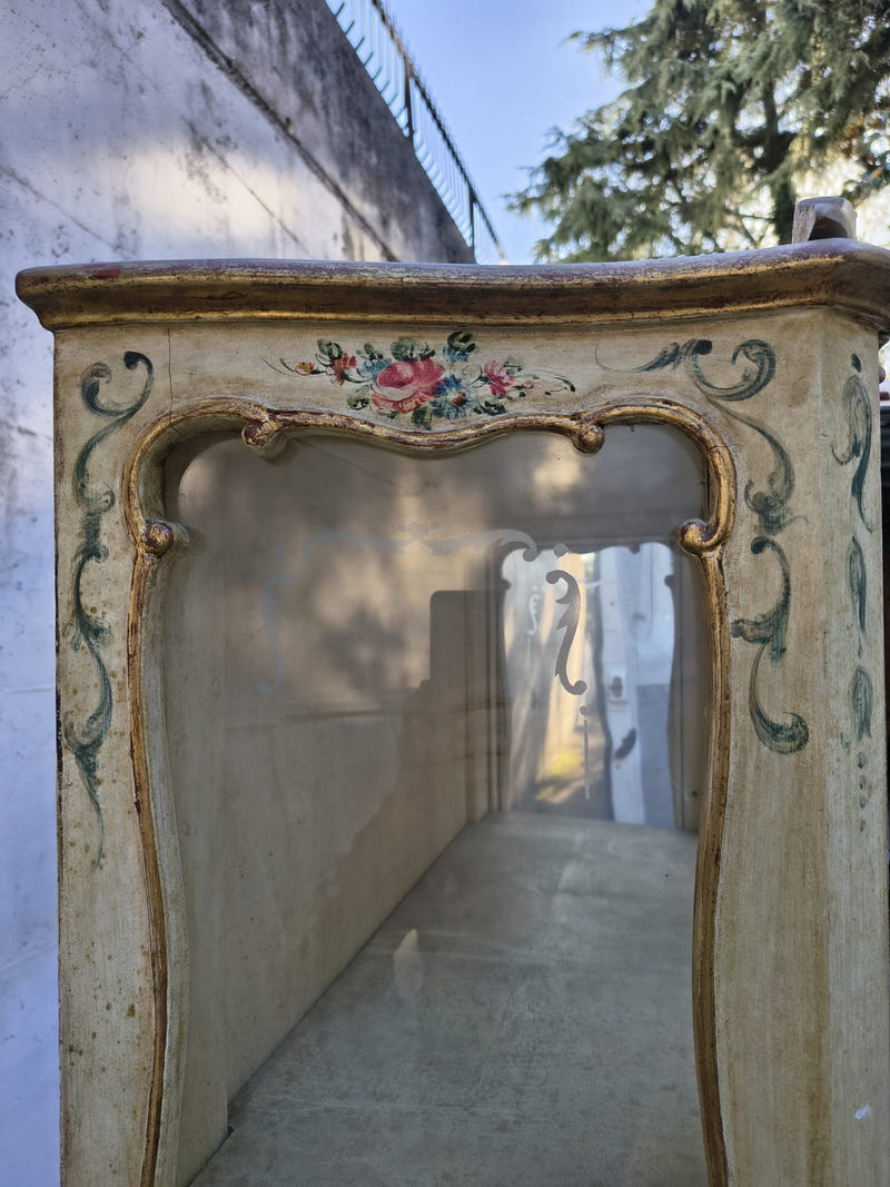 Vetrina stile veneziano