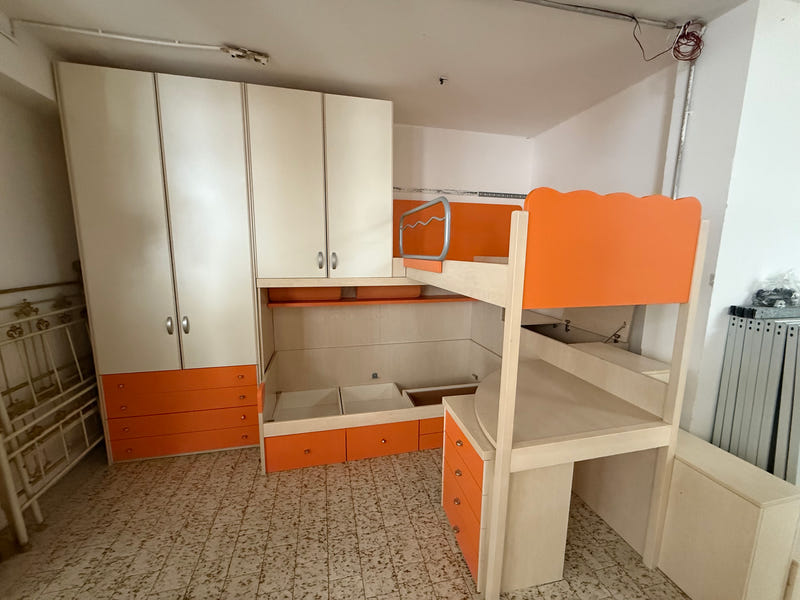 Cameretta a soppalco angolare