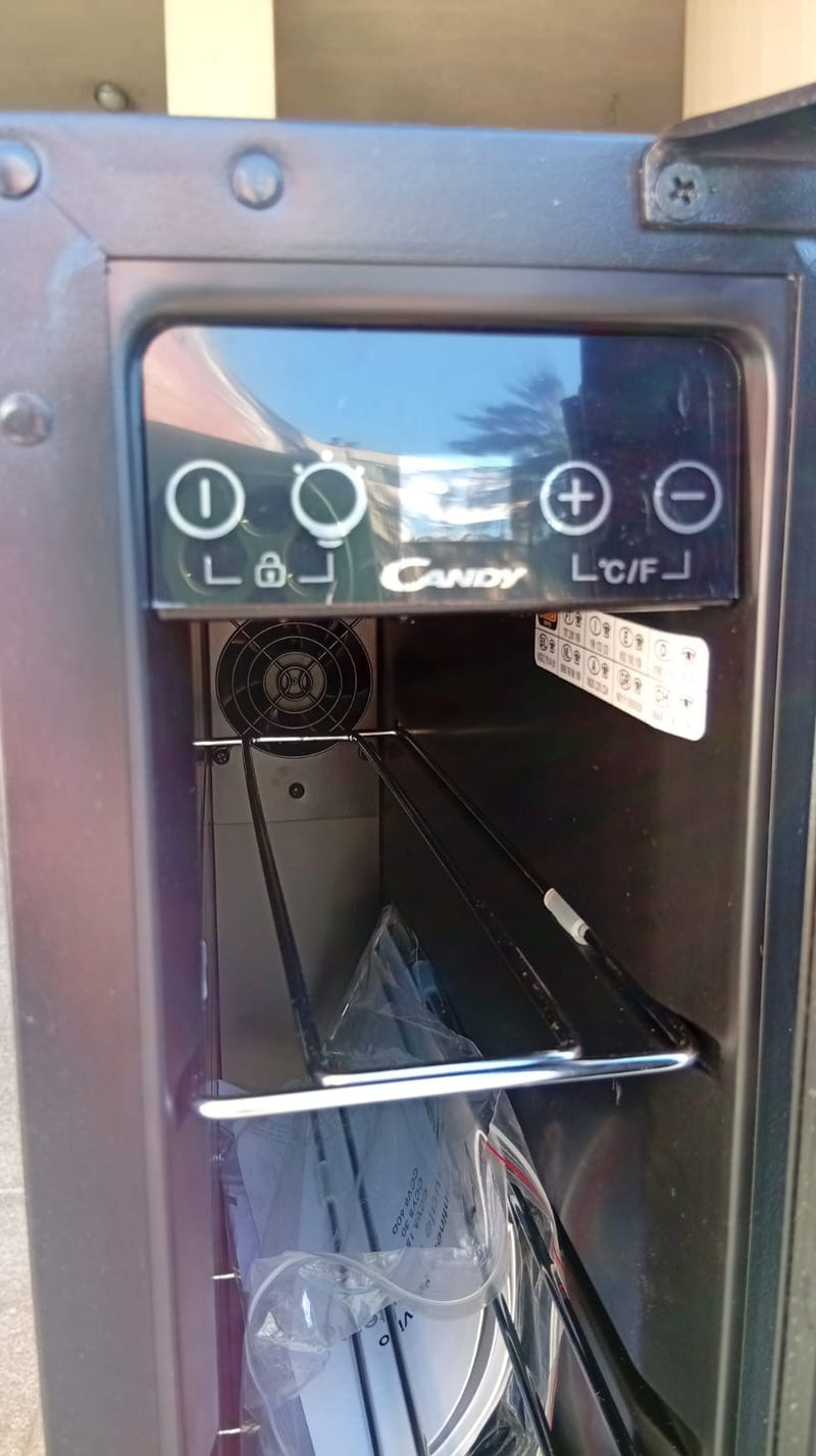 Cantinetta per vini Candy CCVB 15