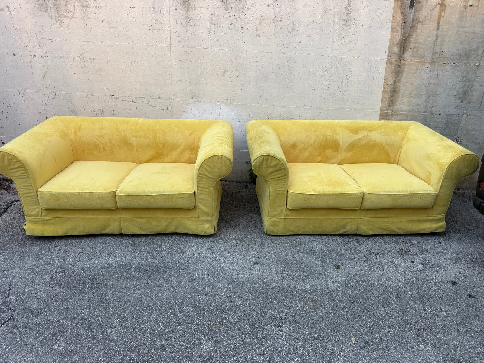 Coppia divani tessuto vendibili singolarmente
