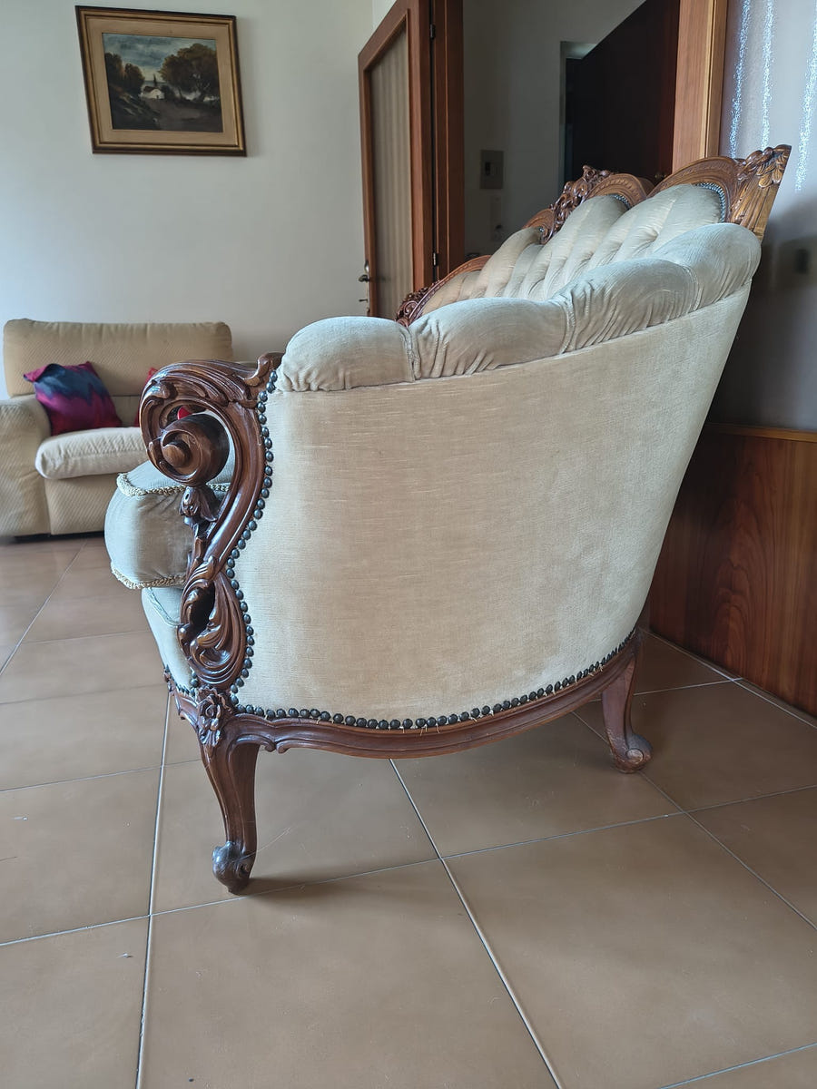 Sala completa in stile