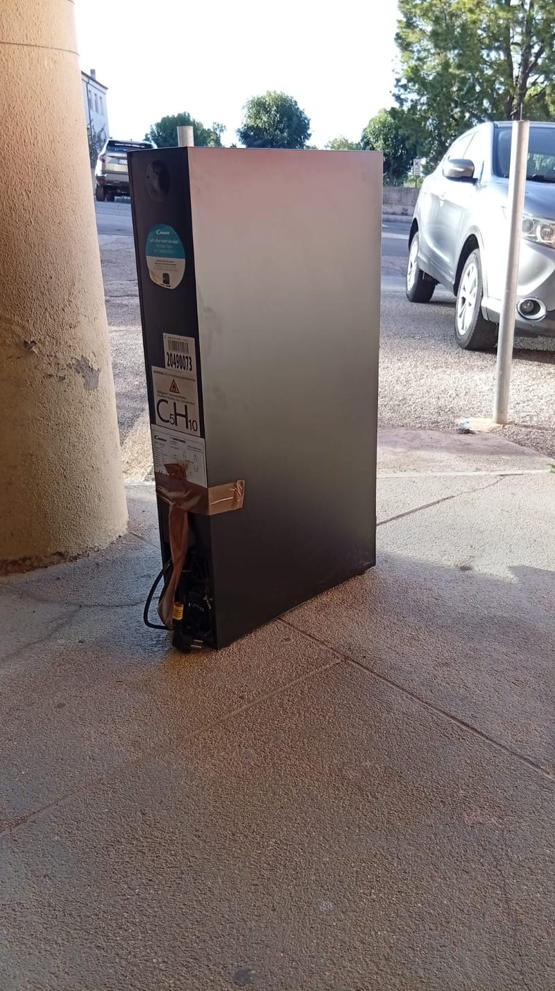 Cantinetta per vini Candy CCVB 15