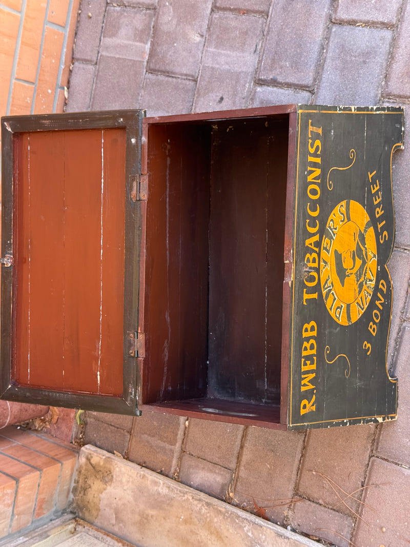 Antico Pulisci Scarpe Inglese Anni ’50 R. Webb Tobacconist Vintage in Legno