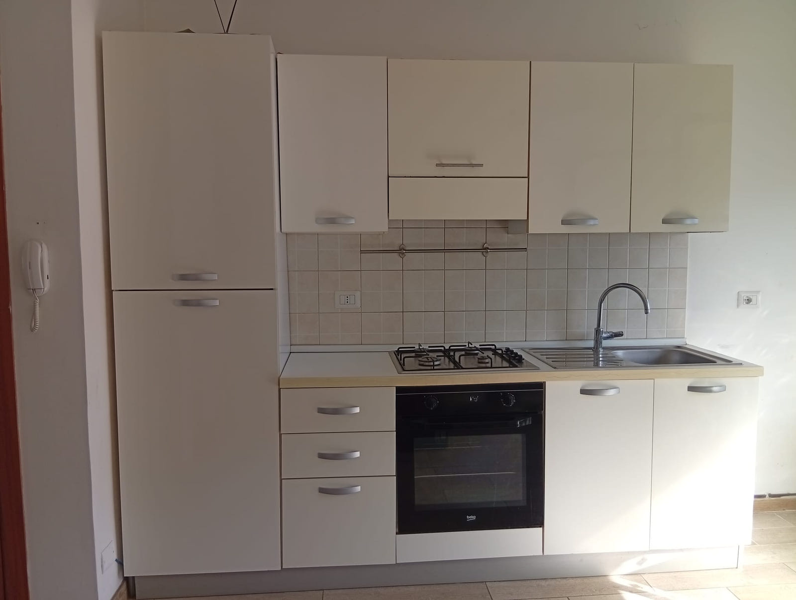 Cucina 255 cm con difetti