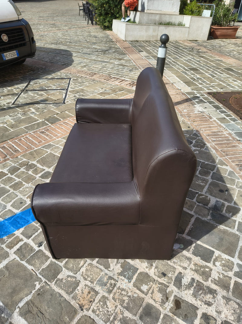 Divanetto lungo 126 cm