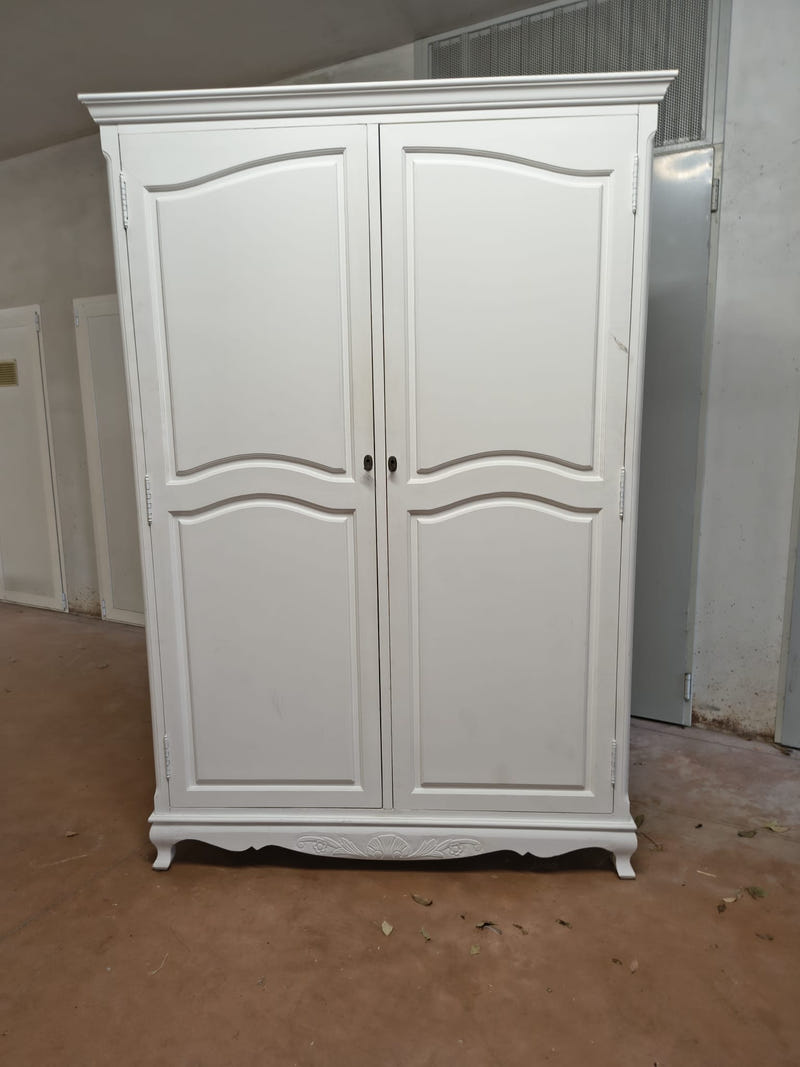 Armadio due ante in legno