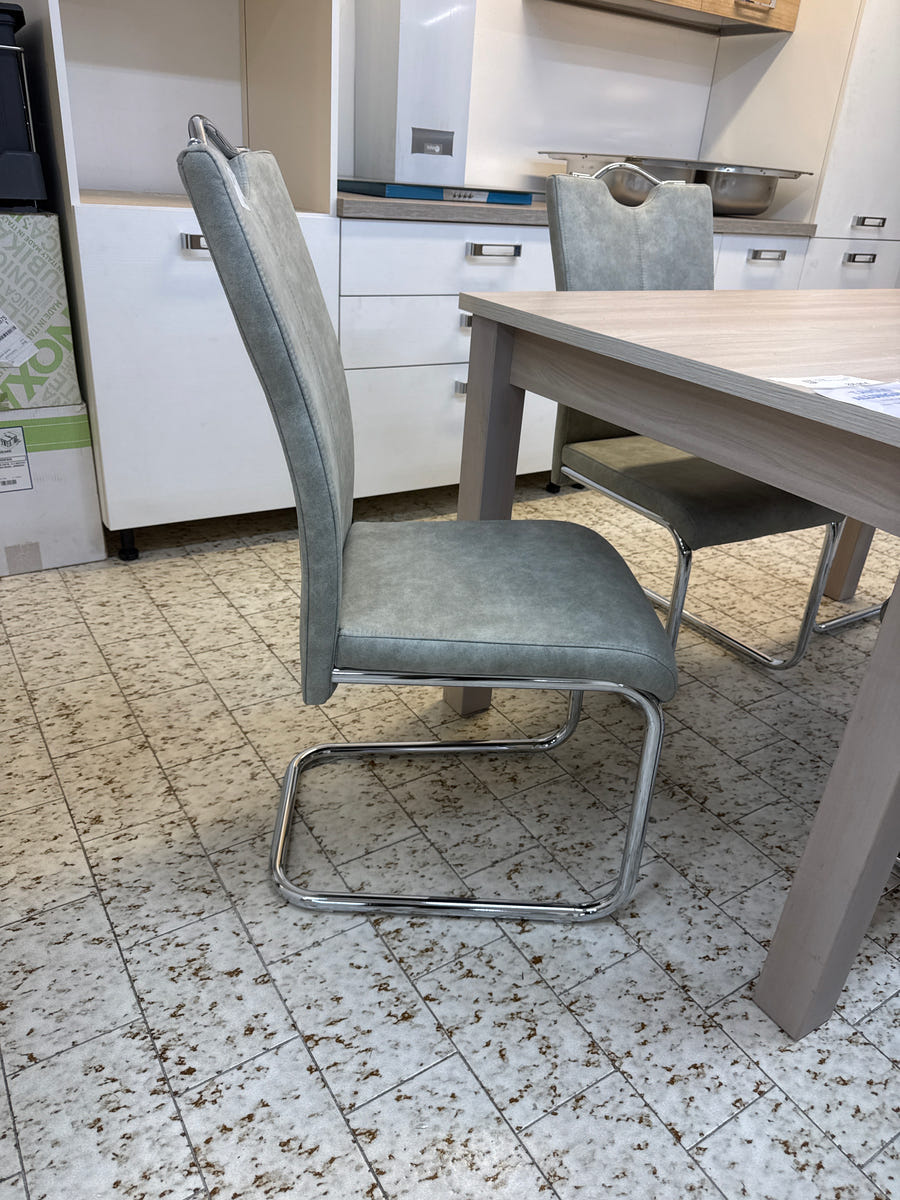 Sedie NUOVE set da 4 pz in due colorazioni