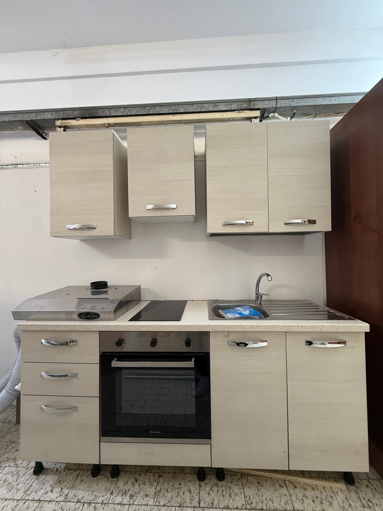 Cucina componibile lunga 185 cm