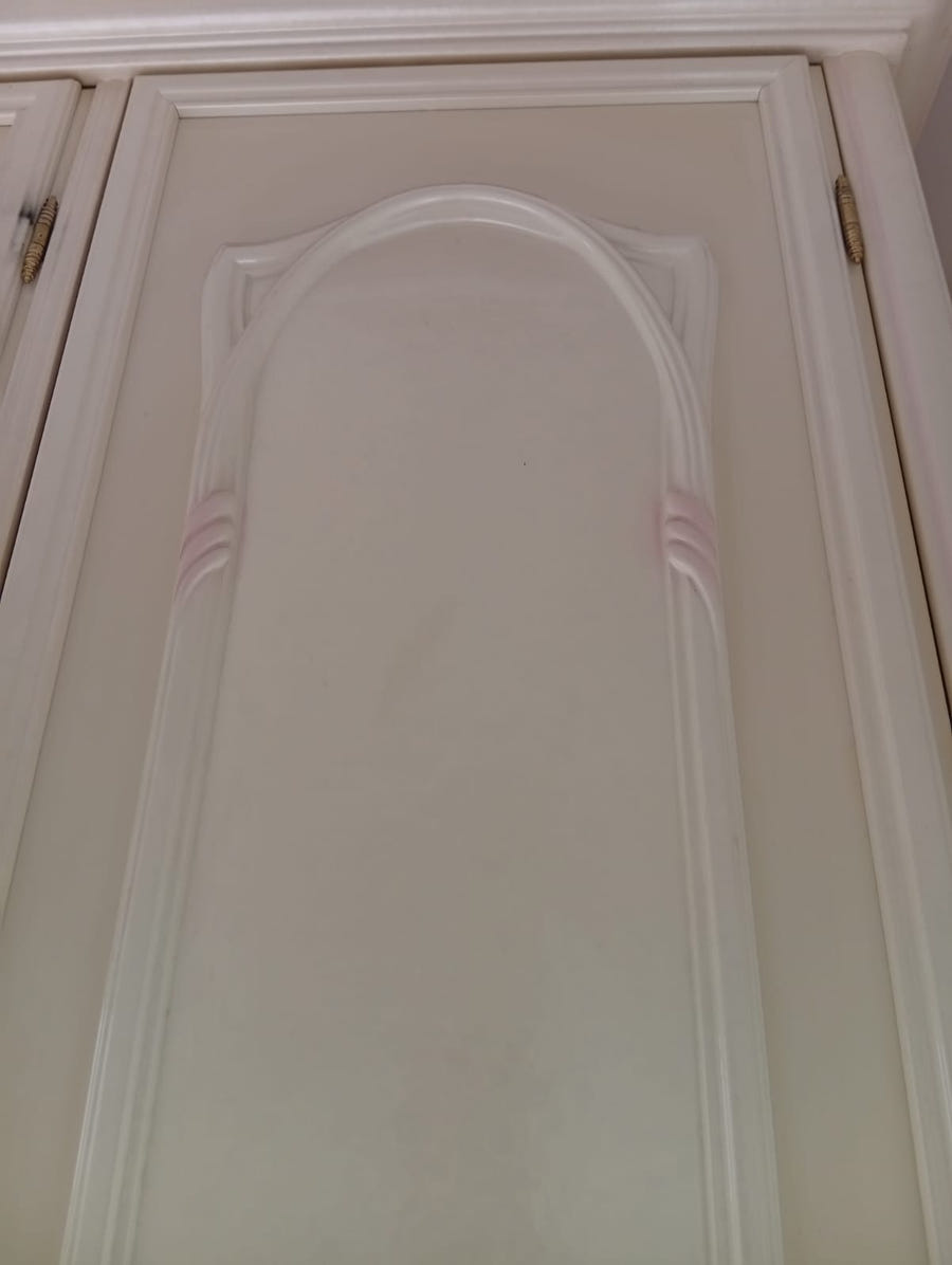 Camera matrimoniale completa stile classico