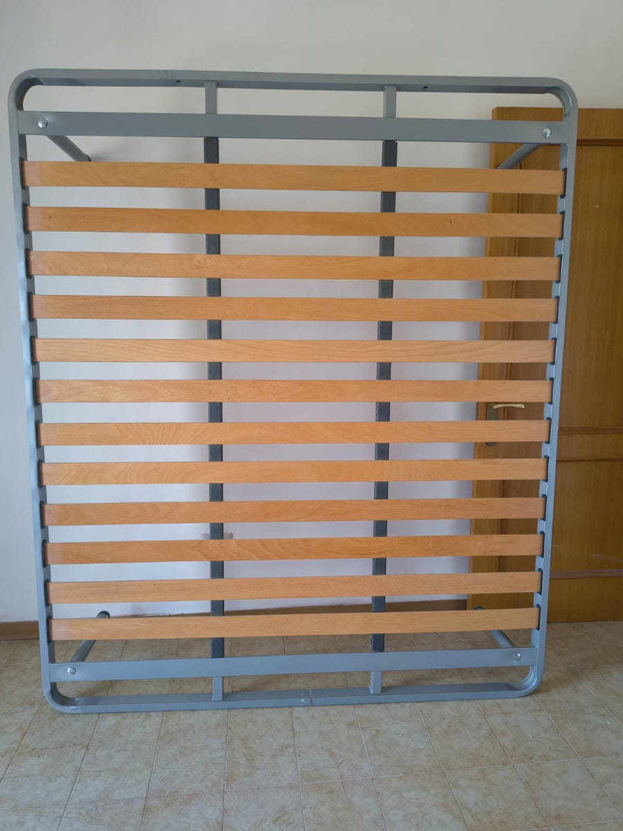 Letto matrimoniale + rete a doghe