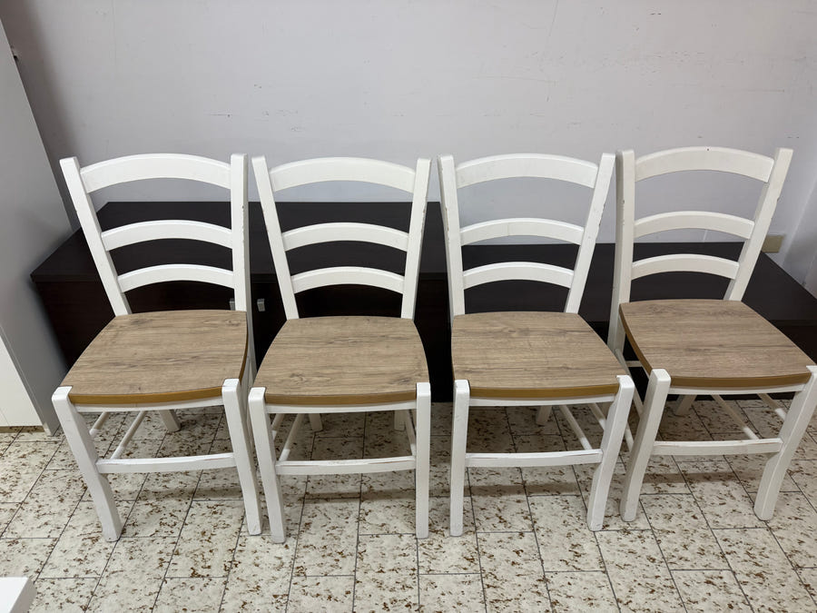 4 sedie in legno