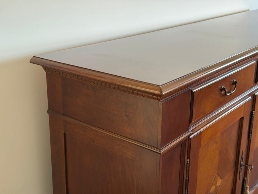 Credenza bassa in legno