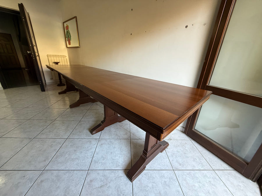 Tavolo in legno allungabile