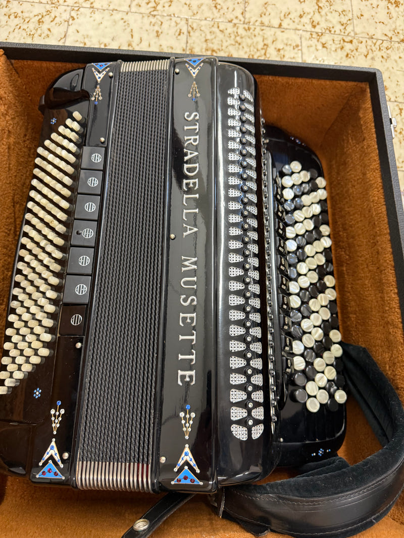 Fisarmonica a bottoni Stradella Musette – 120 bassi – 9+5 registri