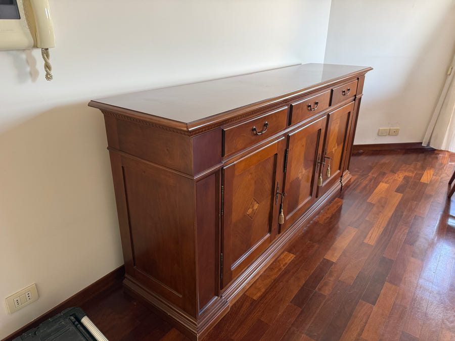 Credenza bassa in legno