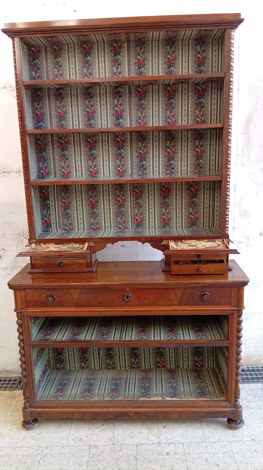 Credenza in legno primi ‘900