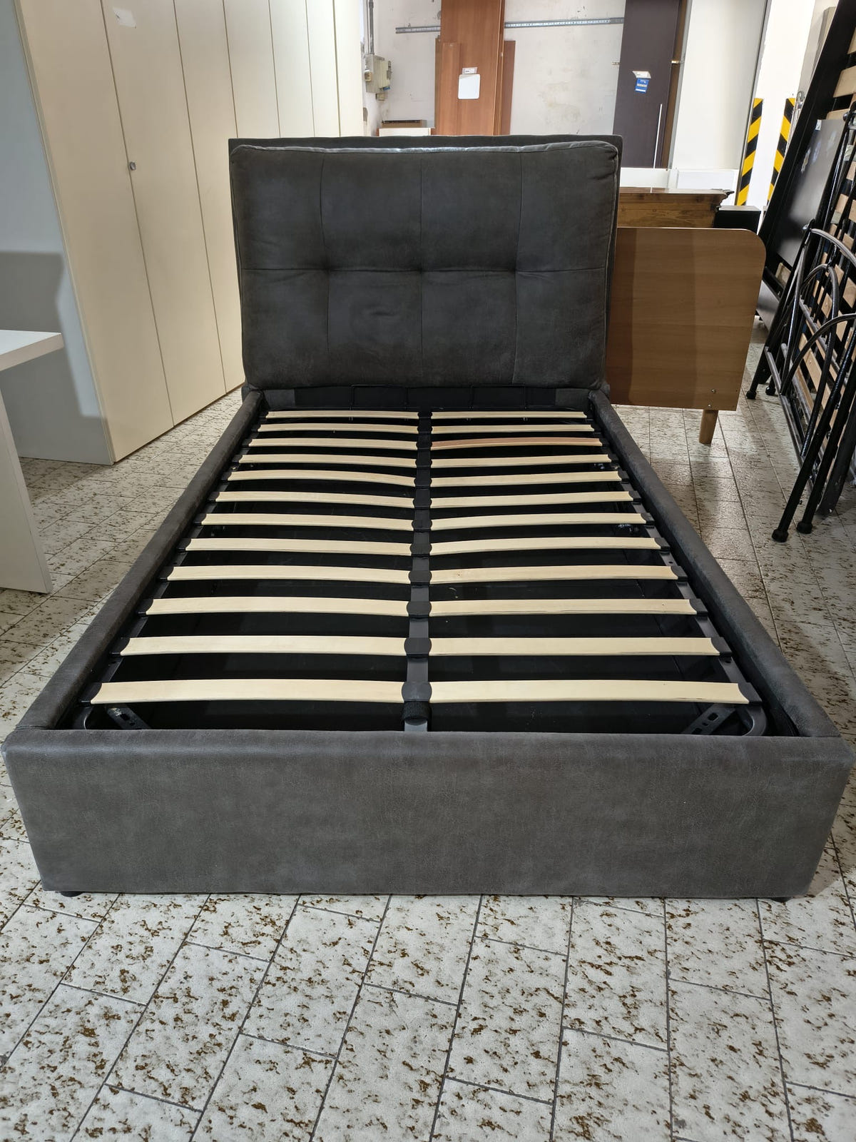 Letto contenitore una piazza e mezzo