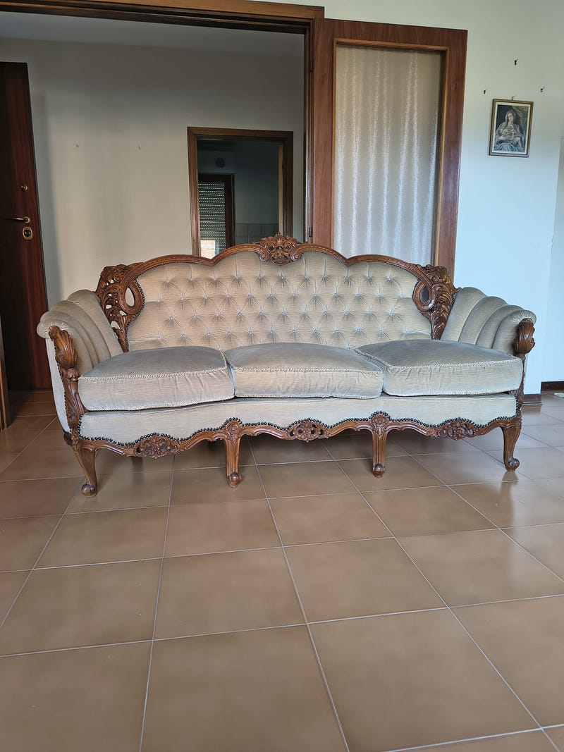 Sala completa in stile