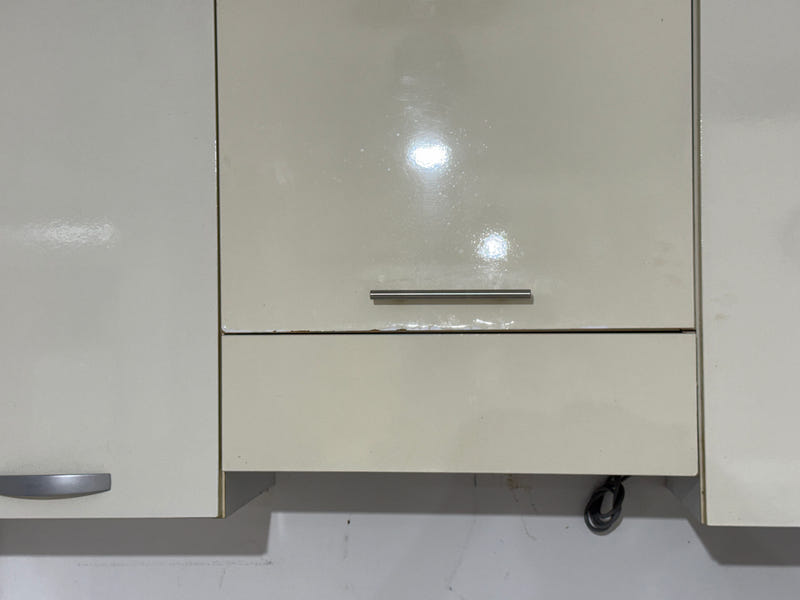 Cucina 255 cm con difetti