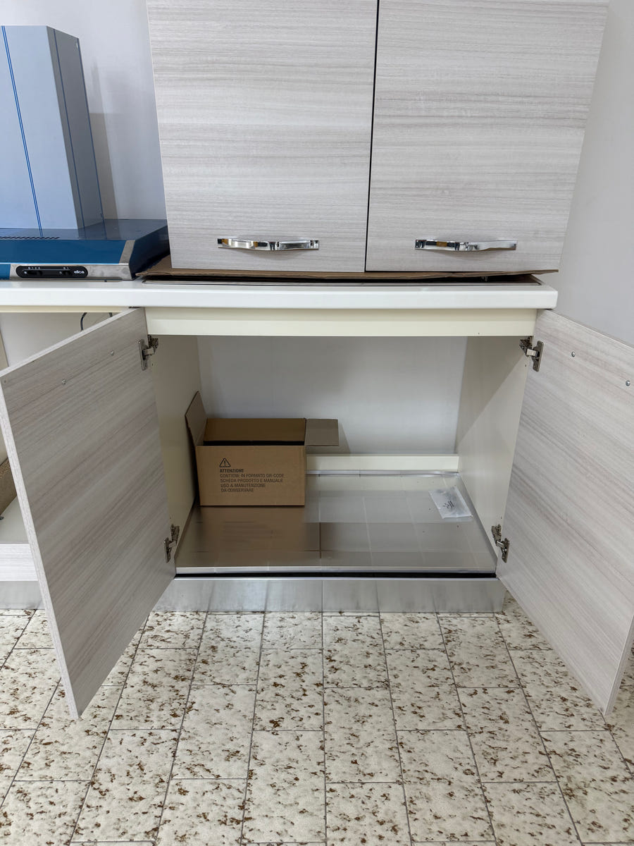 Cucina NUOVA lunga 195 cm