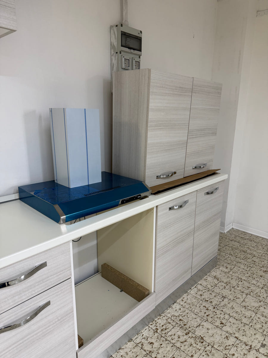 Cucina NUOVA lunga 195 cm