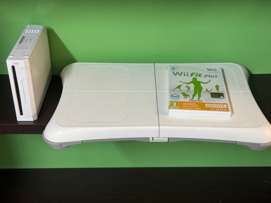 Nintendo Wii + pedana + Wii Fit plus