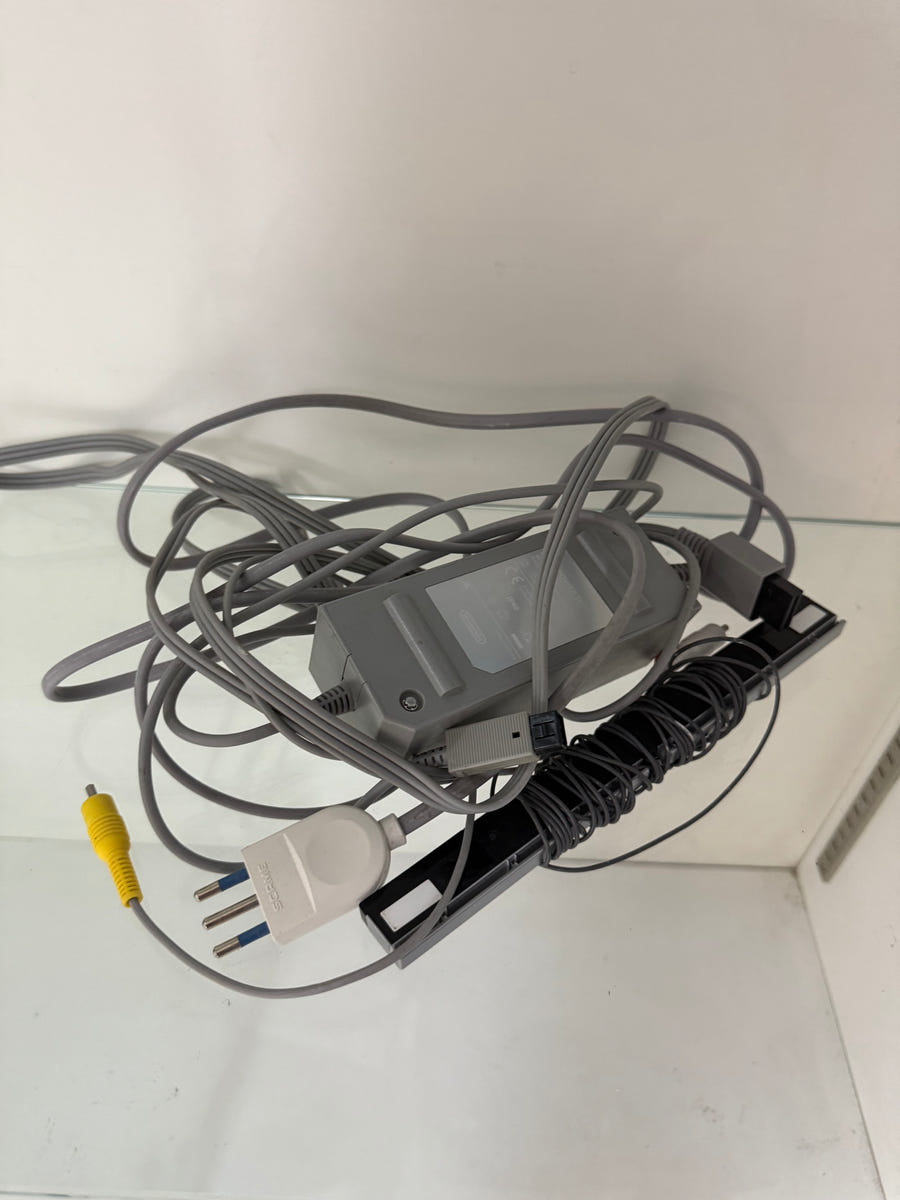 Nintendo Wii + pedana + Wii Fit plus