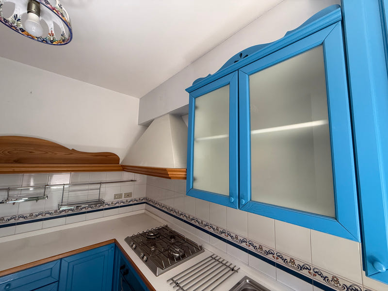 Cucina angolare stile rustico