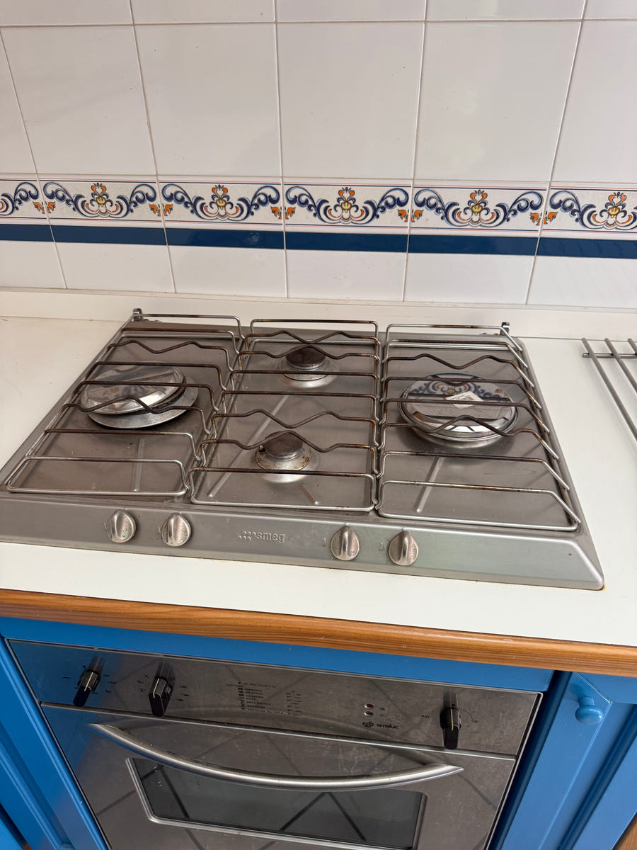 Cucina angolare stile rustico