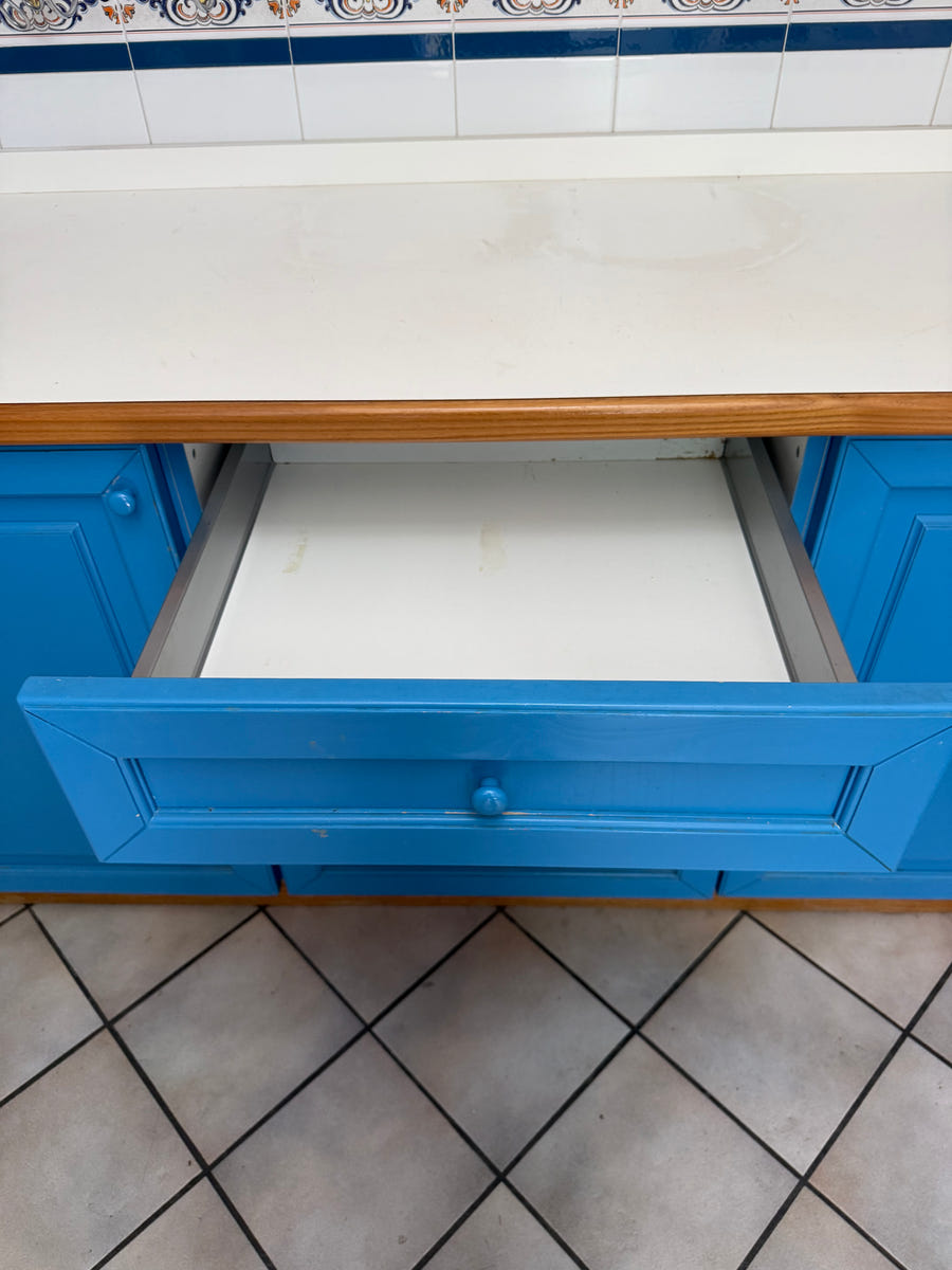 Cucina angolare stile rustico