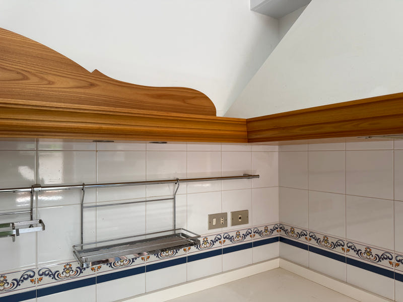 Cucina angolare stile rustico