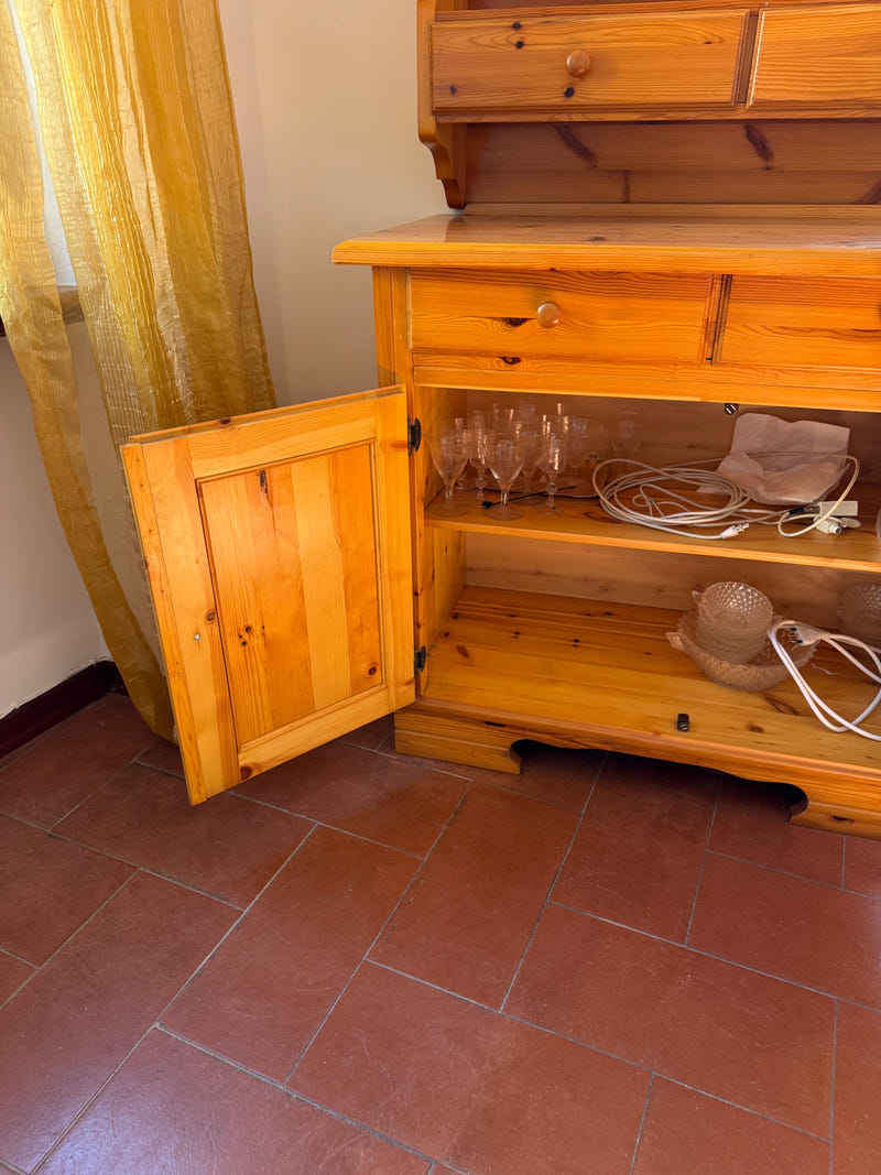 Credenza cucina in abete + Piattaia