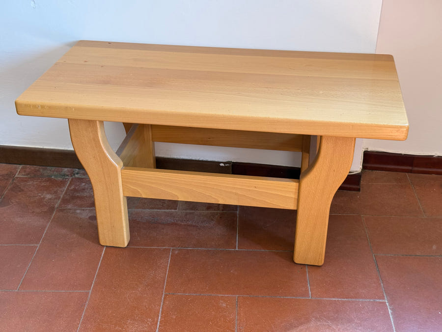 Tavolino basso da salotto in legno