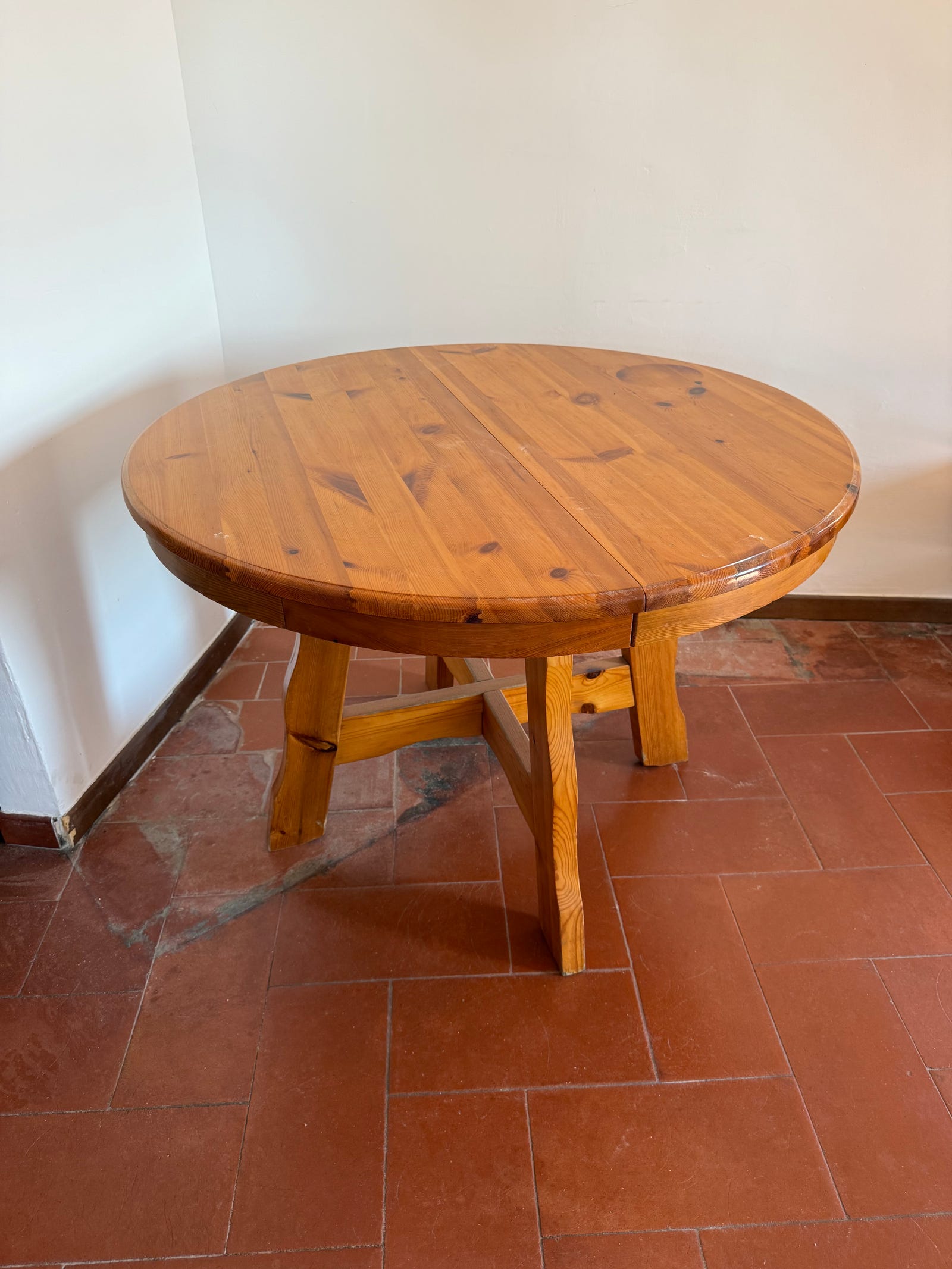 Tavolo allungabile in abete